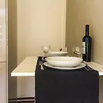Apartment Bmyguest - Cardosas Stylish *