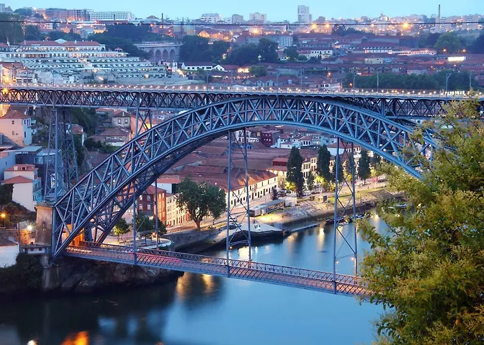 Апартаменты Bmyguest - Cardosas Stylish